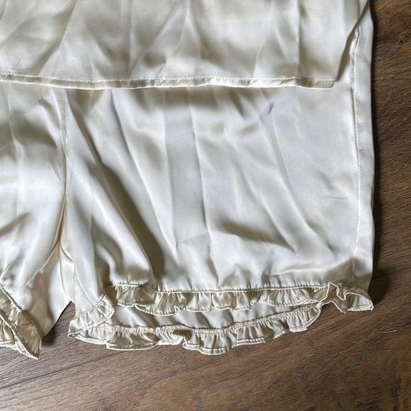 Satin Pajama set - Picture 4 of 6